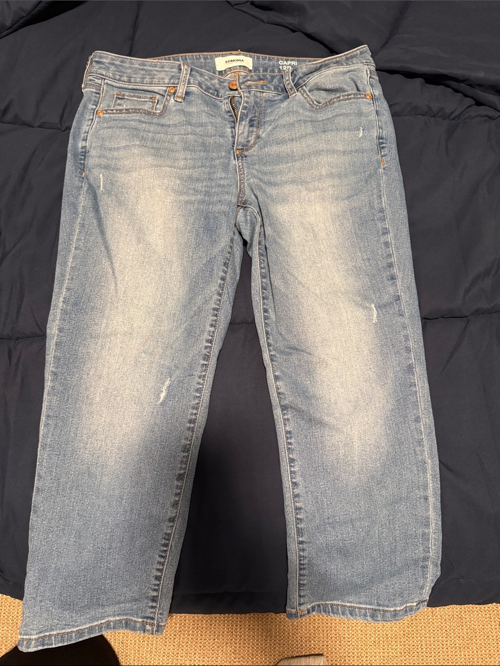 Light Wash Jean Capri